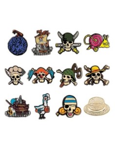 One Piece World Pin Badge Display Mystery Pin Badge (12)  Fanattik