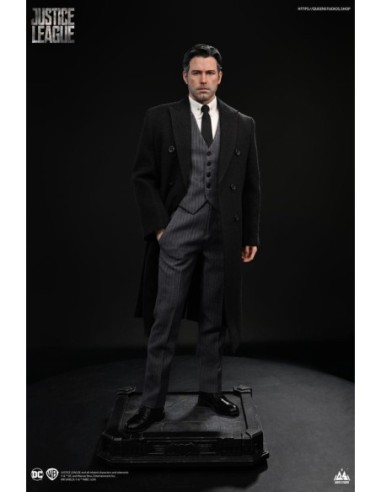 Justice League Statue 1/4 Bruce Wayne (Ben Affleck) 51 cm