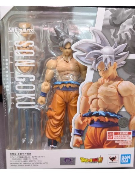 Son Goku Ultra Instinct 14 cm Dragon Ball Super SH Figuarts