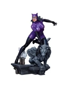 DC Comics Maquette 1/4 Catwoman (Purple Edition) 47 cm