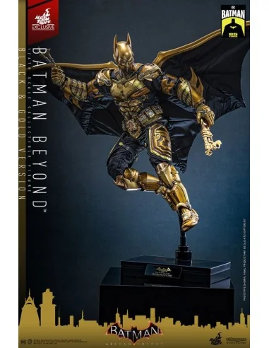 Batman Beyond Arkham Knight Black & Gold VGM64 32 cm  Hot Toys