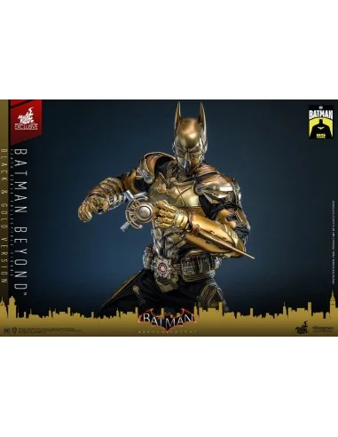 Batman Beyond Arkham Knight Black & Gold VGM64 32 cm  Hot Toys