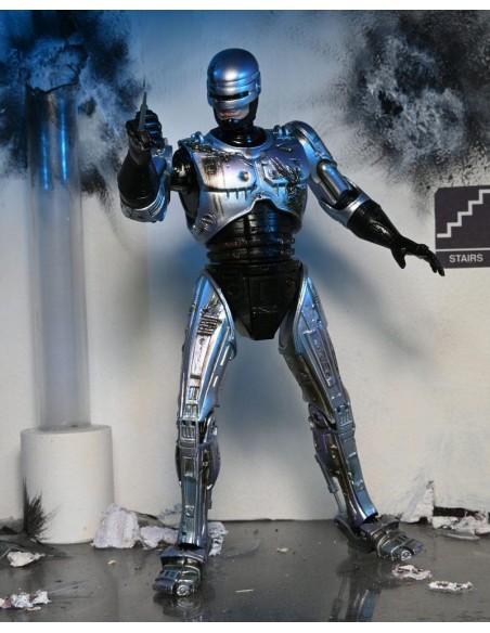 RoboCop Action Figure Ultimate Battle Damaged with Chair 18 cm - 2 - 