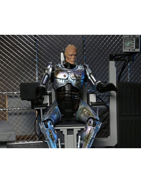 RoboCop Action Figure Ultimate Battle Damaged with Chair 18 cm - 7 - 