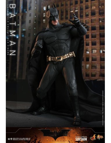 Hot Toys Exclusive Batman Begins Movie 1/6 Batman  32 cm - 7 - 