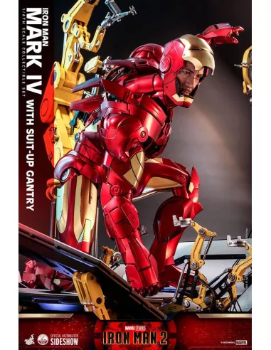 Iron Man Mark IV with Suit-Up Gantry 49 cm Quarter Scale