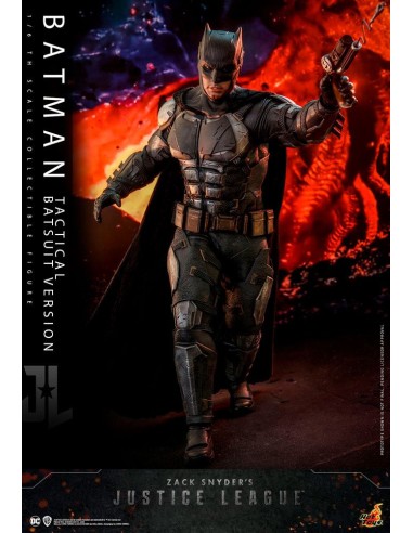 TMS085 Zack Snyder`s Justice League 1/6 Batman Tactical Batsuit Version  33 cm