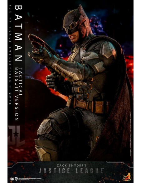 TMS085 Batman Tactical Batsuit Zack Snyder`s Justice League 1/6 33 cm