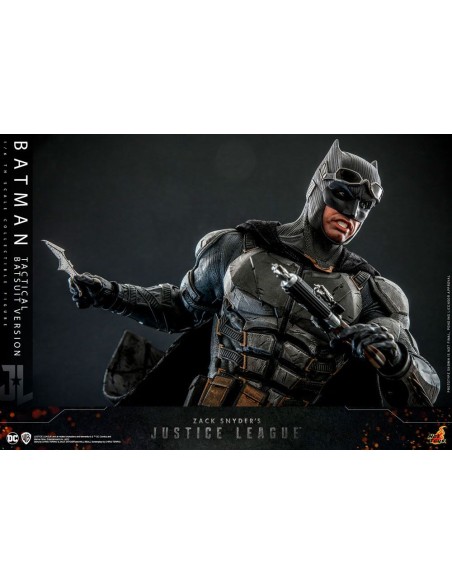 TMS085 Zack Snyder`s Justice League 1/6 Batman Tactical Batsuit Version  33 cm