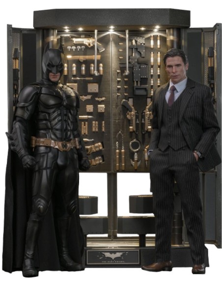 The Dark Knight Movie Masterpiece Action Figures & Diorama 1/6 Batman Armory with Bruce Wayne (2.0) 30 cm  Hot Toys