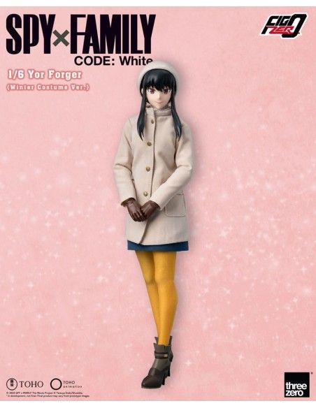 Spy x Family FigZero Action Figure 1/6 Yor Forger (Winter Costume Ver.) 31 cm  Threezero