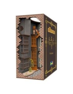 Harry Potter Tiny Adventures Book Nook Mini Diorama Diagon Alley 23 cm  Revell