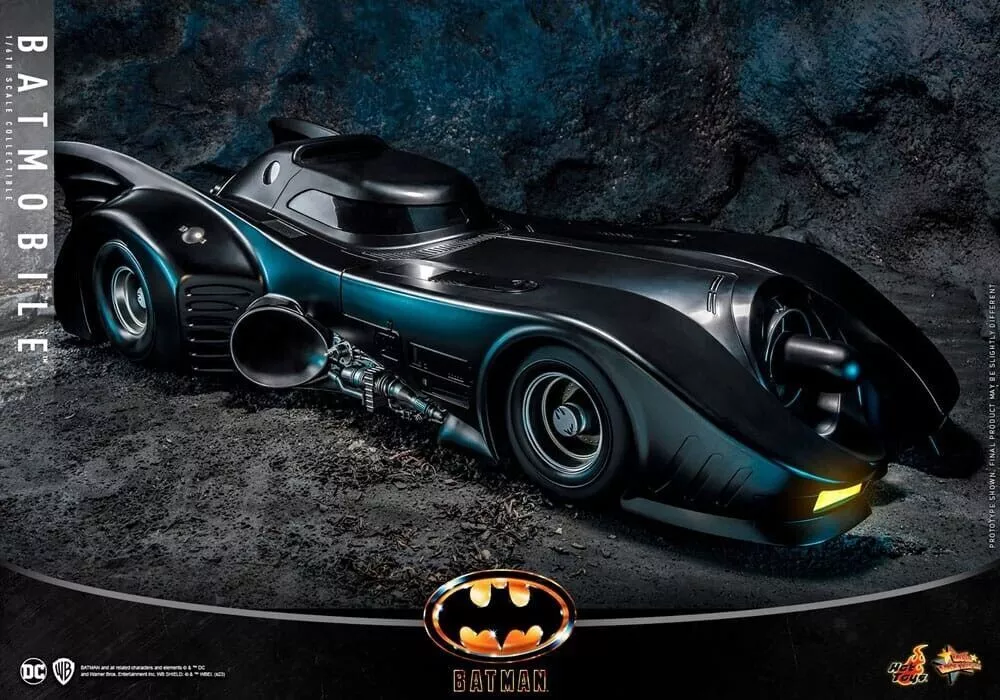 Hot Toys Batmobile 1989